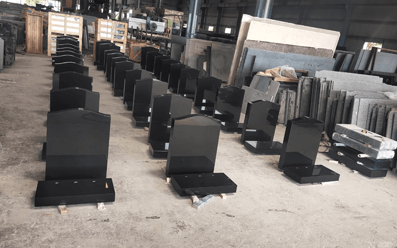 wholesale granite headstone in factory